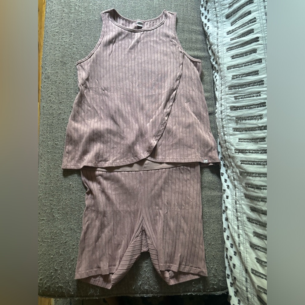 O.N.L.Y Maternity Lounge/Pajama Set